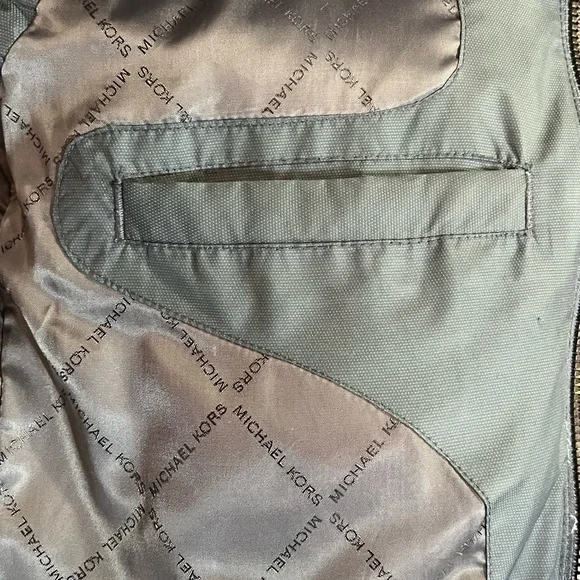 NWOT Michael Kors Black Puffer Vest Size Large - Picture 11 of 14